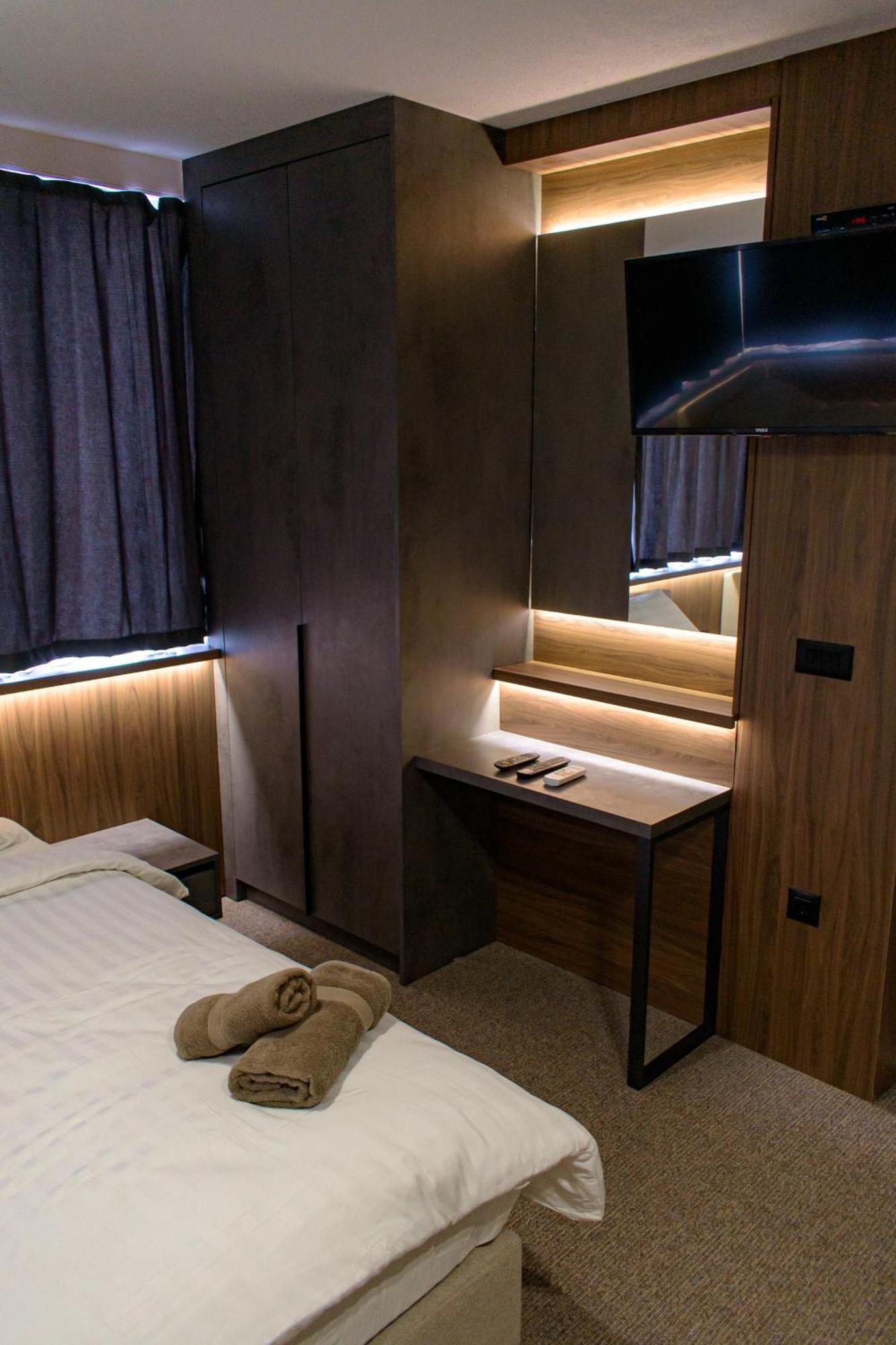 Binta Hostel Вране Экстерьер фото